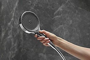 Душевая гарнитура Hansgrohe Rainfinity 130 3jet EcoSmart 27672000 купить в интернет-магазине сантехники Sanbest