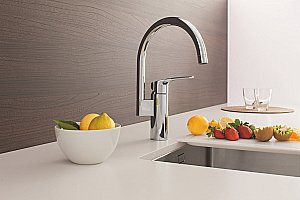 Смеситель для кухни Grohe Eurosmart 33202003 хром купить в интернет-магазине сантехники Sanbest