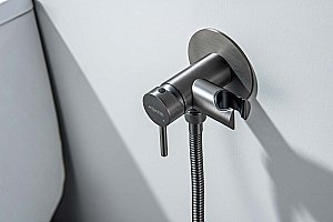 Гигиенический душ Aquatek Европа AQ1021BGM оружейная сталь купить в интернет-магазине сантехники Sanbest