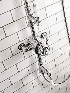 Душевая система Burlington Stour BF3S верхний душ 236 купить в интернет-магазине сантехники Sanbest