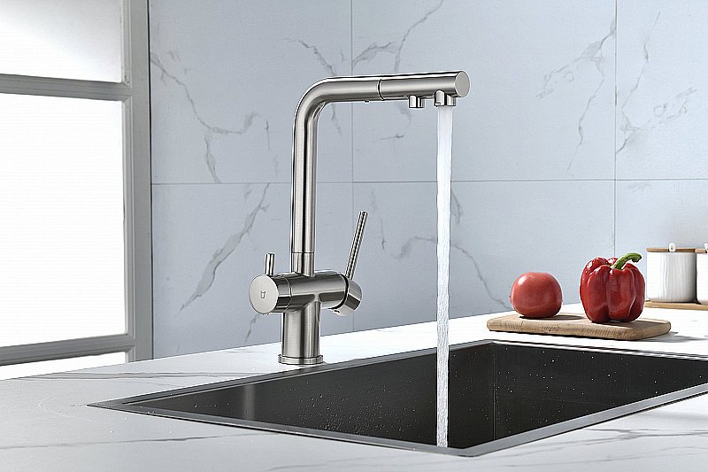 Смеситель для кухни Paulmark Serpentine Se213222-BS брашированная сталь купить в интернет-магазине сантехники Sanbest