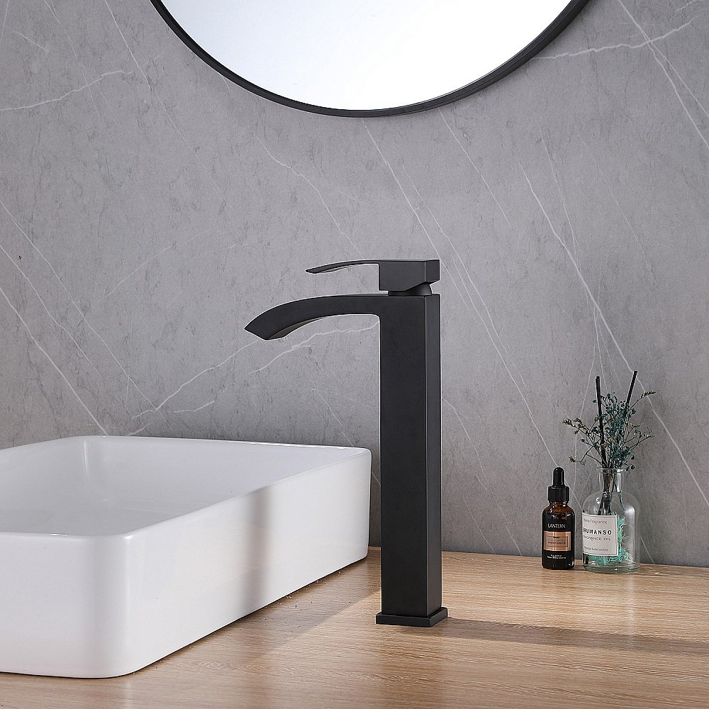 Смеситель для раковины ABBER Wasserfall AF8611B черный матовый купить в интернет-магазине сантехники Sanbest