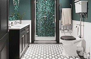 Унитаз с низким бачком Burlington P5 с декоративными кронштейнами, белый, ручка хром/белая купить в интернет-магазине Sanbest