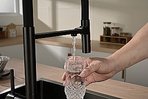 Смеситель для кухни Vincea VKF-120MB черный матовый купить в интернет-магазине сантехники Sanbest