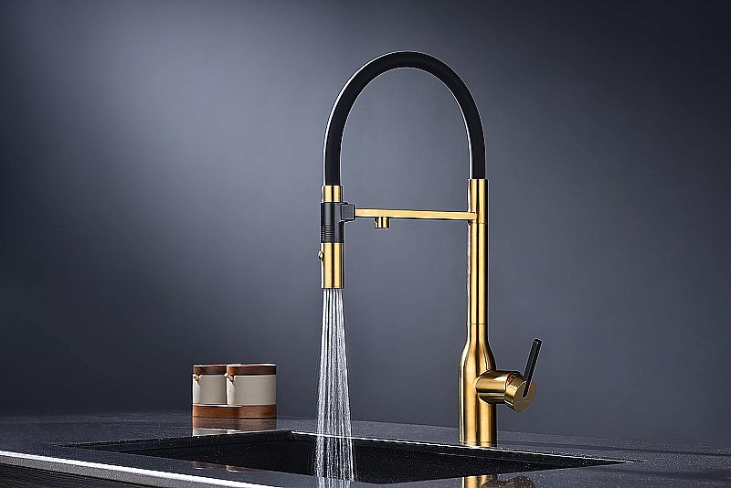 Смеситель для кухни Paulmark Magneto One Ma213188-BG брашированное золото купить в интернет-магазине сантехники Sanbest