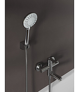 Смеситель для ванны Agger Easy A3121200 с душевым набором, хром глянцевый купить в интернет-магазине сантехники Sanbest