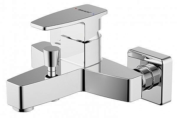 Смеситель для ванны Bravat RIFFLE F672106C-01 купить в интернет-магазине сантехники Sanbest