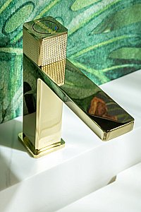 Смеситель для раковины Boheme QUAD 159-G золото купить в интернет-магазине сантехники Sanbest