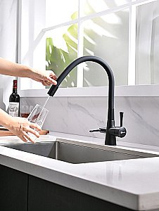 Смеситель для кухни Lemark Comfort LM3075BL085 черный купить в интернет-магазине сантехники Sanbest