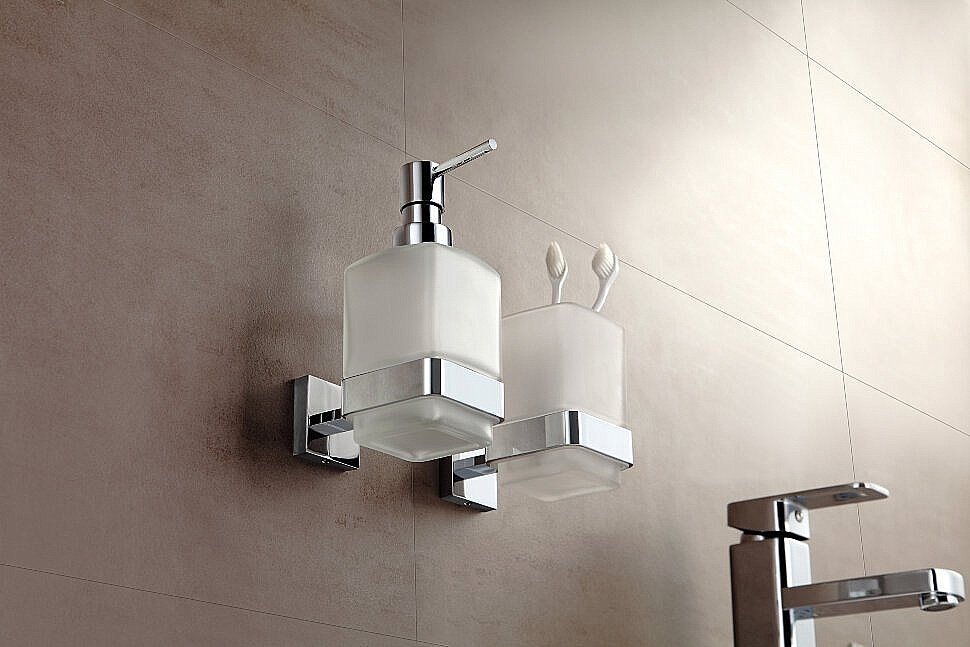 Диспенсер Langberger Ledro 21821A купить в интернет-магазине сантехники Sanbest