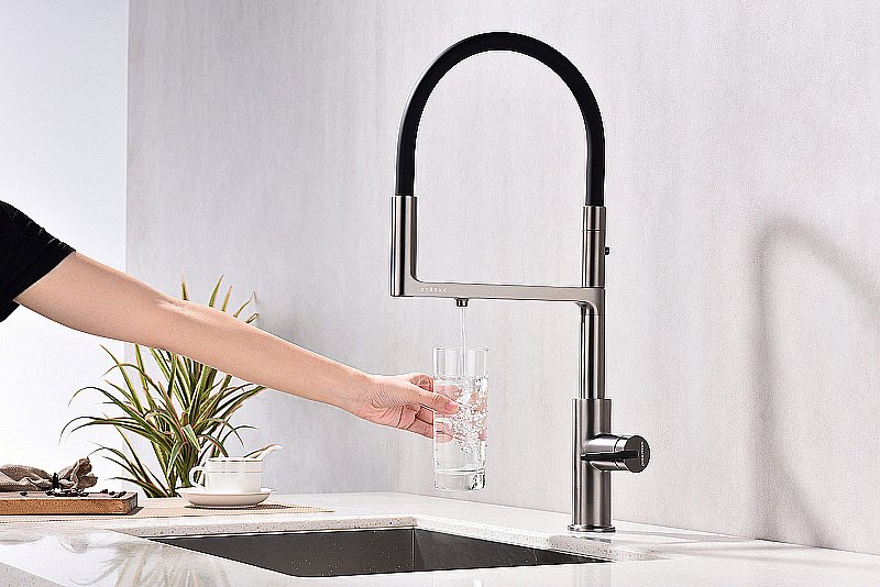 Смеситель для кухни Paulmark Tornado To213402-BC брашированная медь купить в интернет-магазине сантехники Sanbest