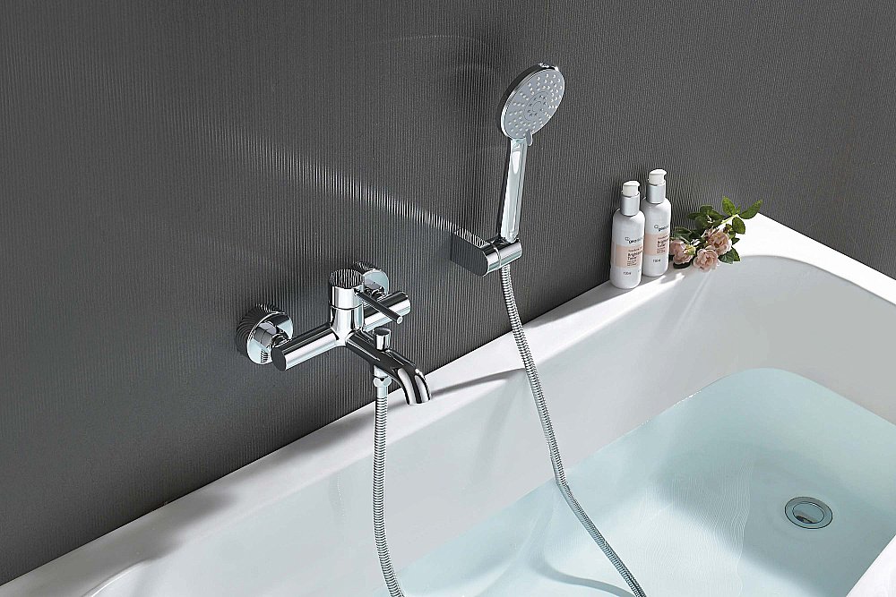 Смеситель для ванны Aquatek Европа AQ1349CR хром купить в интернет-магазине сантехники Sanbest