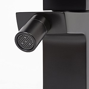 Инсталляция для биде со смесителем WasserKraft Naab 86BDT.050.WH.SQ2006 белая панель/смеситель черный Soft-touch купить в интернет-магазине сантехники Sanbest