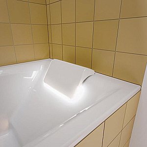 Акриловая ванна Riho Still Shower Led 180x80 B103003005 белая купить в интернет-магазине Sanbest