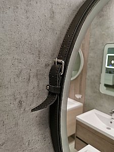 Зеркало с подсветкой Art&Max Milan AM-Mil-650-DS-F-Nero 65 в ванную от интернет-магазине сантехники Sanbest