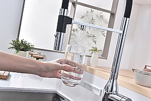 Смеситель для кухни Paulmark Magneto One Ma213188-CR хром купить в интернет-магазине сантехники Sanbest