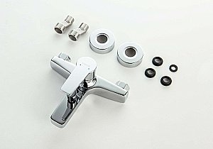 Смеситель для ванны Aquatek Лугано AQ1740CR хром купить в интернет-магазине сантехники Sanbest