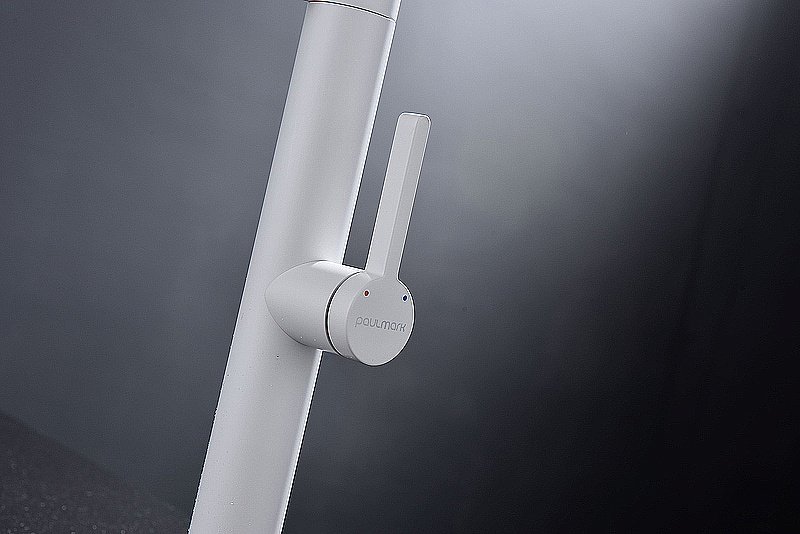 Смеситель для кухни Paulmark Leader Le214101-WH белый матовый купить в интернет-магазине сантехники Sanbest