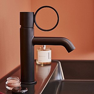 Cмеситель для раковины Jacob Delafon Vivienne Signature E38682-LB2-BL черный матовый купить в интернет-магазине сантехники Sanbest