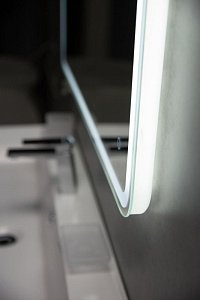 Зеркало BelBagno SPC-MAR-1000-600-LED-TCH в ванную от интернет-магазине сантехники Sanbest