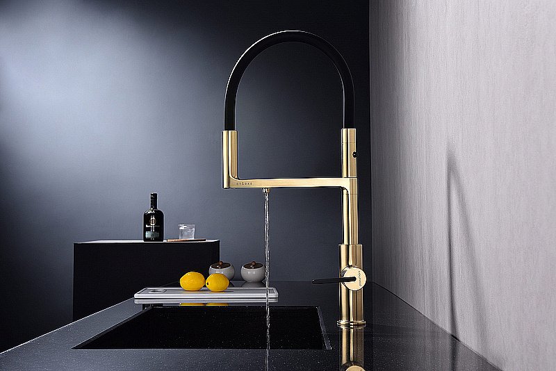 Смеситель для кухни Paulmark Tornado To213402-LG светлое золото купить в интернет-магазине сантехники Sanbest