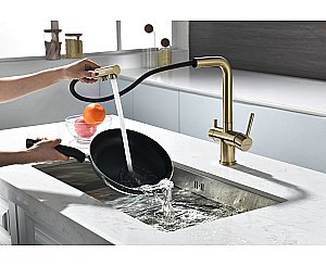 Смеситель для кухни Paulmark Serpentine Se213222-LG светлое золото купить в интернет-магазине сантехники Sanbest