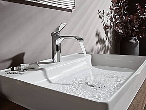 Смеситель для раковины Hansgrohe Vivenis 75020000 купить в интернет-магазине сантехники Sanbest