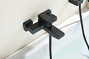 Смеситель для ванны Aquatek Либра AQ1649MB черный матовый купить в интернет-магазине сантехники Sanbest