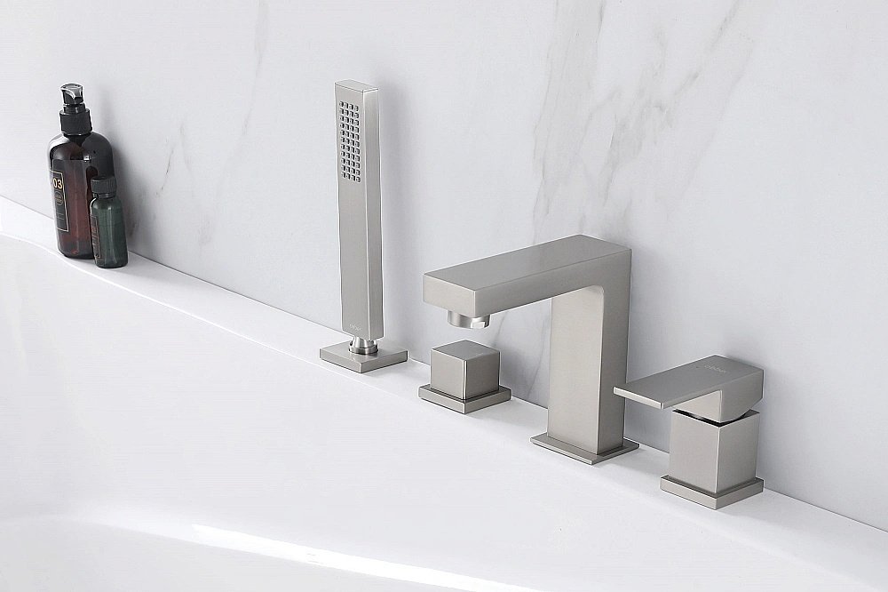 Смеситель для ванны ABBER Daheim AF8213SP сатин купить в интернет-магазине сантехники Sanbest