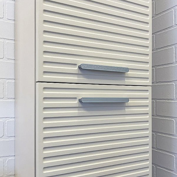 Шкаф Comforty Касабланка 00-00017851 серый шелк для ванной в интернет-магазине сантехники Sanbest