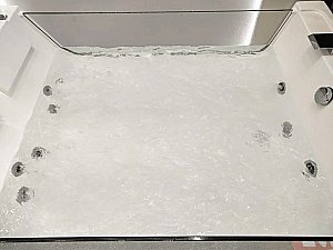 Ванна акриловая CeruttiSpa 9958 170x120 с гидромассажем белая купить в интернет-магазине Sanbest