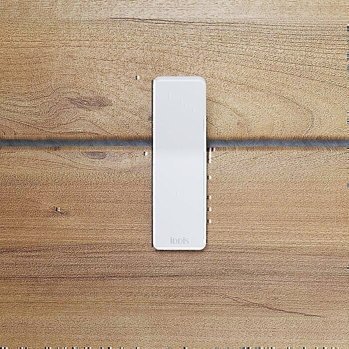 Крючок Iddis Slide SLIWT10i41 купить в интернет-магазине сантехники Sanbest