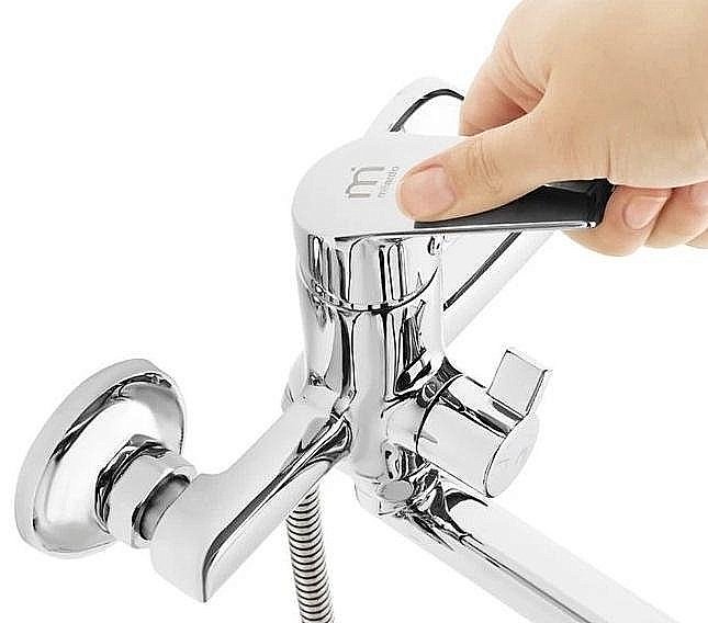 Смеситель для ванны Milardo Nelson NELSBLCM10 хром купить в интернет-магазине сантехники Sanbest