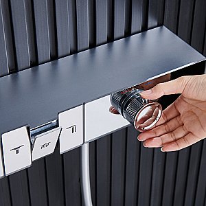 Душевая система Black&White Gravity GH-9025C купить в интернет-магазине сантехники Sanbest