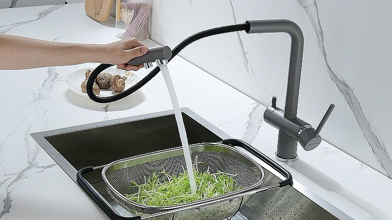 Смеситель для кухни Paulmark Serpentine Se213222-GRM серый металлик купить в интернет-магазине сантехники Sanbest