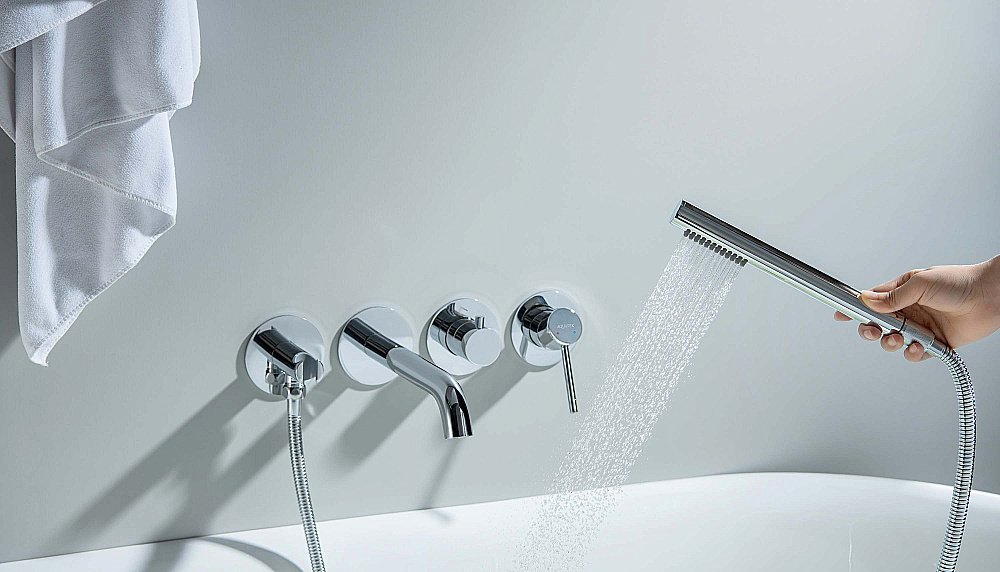 Смеситель для ванны Aquatek Европа AQ1344CR хром купить в интернет-магазине сантехники Sanbest