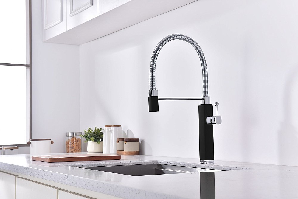 Смеситель для кухни Vincea VKF-101MB черный матовый купить в интернет-магазине сантехники Sanbest