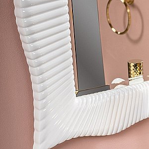 Зеркало Boheme NeoArt Soho 561 белое в ванную от интернет-магазине сантехники Sanbest