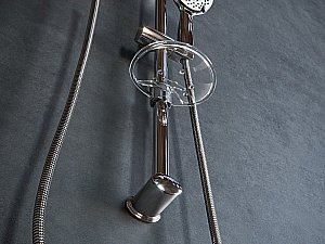 Душевой гарнитур Laguraty 2106 купить в интернет-магазине сантехники Sanbest