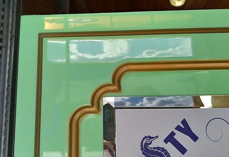 Зеркало Misty Praga 74x100 Зеркало салатовая/ патина в ванную от интернет-магазине сантехники Sanbest