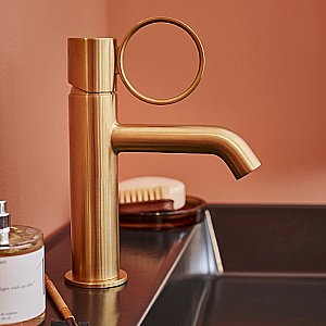 Cмеситель для раковины Jacob Delafon Vivienne Signature E38682-LB3-2MB латунь матовая купить в интернет-магазине сантехники Sanbest