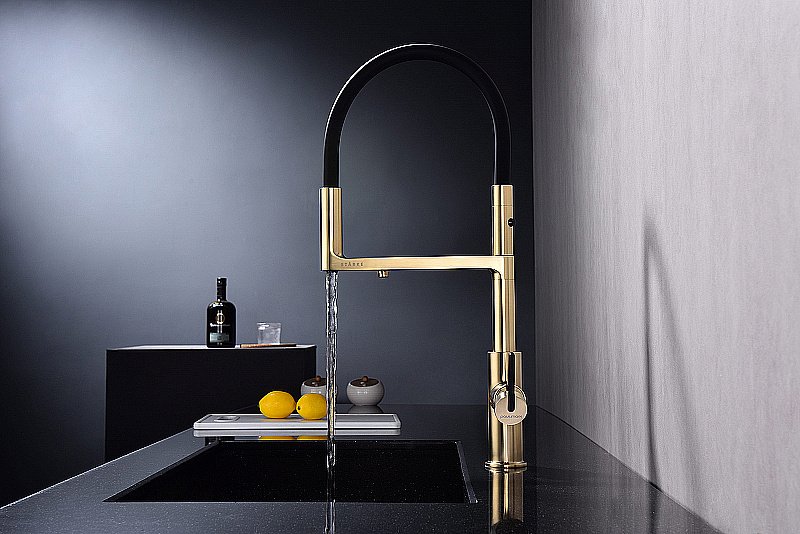 Смеситель для кухни Paulmark Tornado To213402-LG светлое золото купить в интернет-магазине сантехники Sanbest