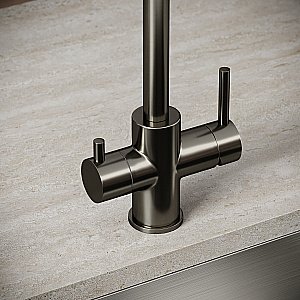 Смеситель для кухни Sancos Vela SC4013GG вороненая сталь купить в интернет-магазине сантехники Sanbest