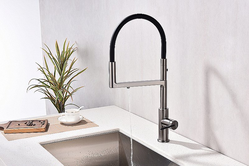 Смеситель для кухни Paulmark Tornado To213402-BC брашированная медь купить в интернет-магазине сантехники Sanbest