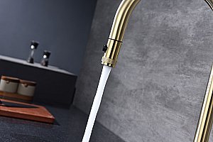 Смеситель для кухни Paulmark Galant Ga213077-LG светлое золото купить в интернет-магазине сантехники Sanbest