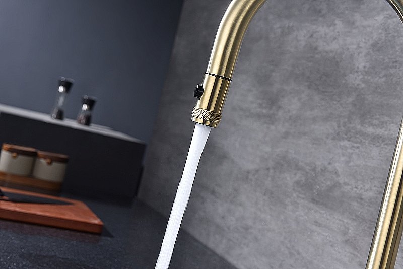 Смеситель для кухни Paulmark Galant Ga213077-LG светлое золото купить в интернет-магазине сантехники Sanbest