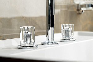 Смеситель для раковины Boheme ELEGANTE 152-CR-EL хром купить в интернет-магазине сантехники Sanbest