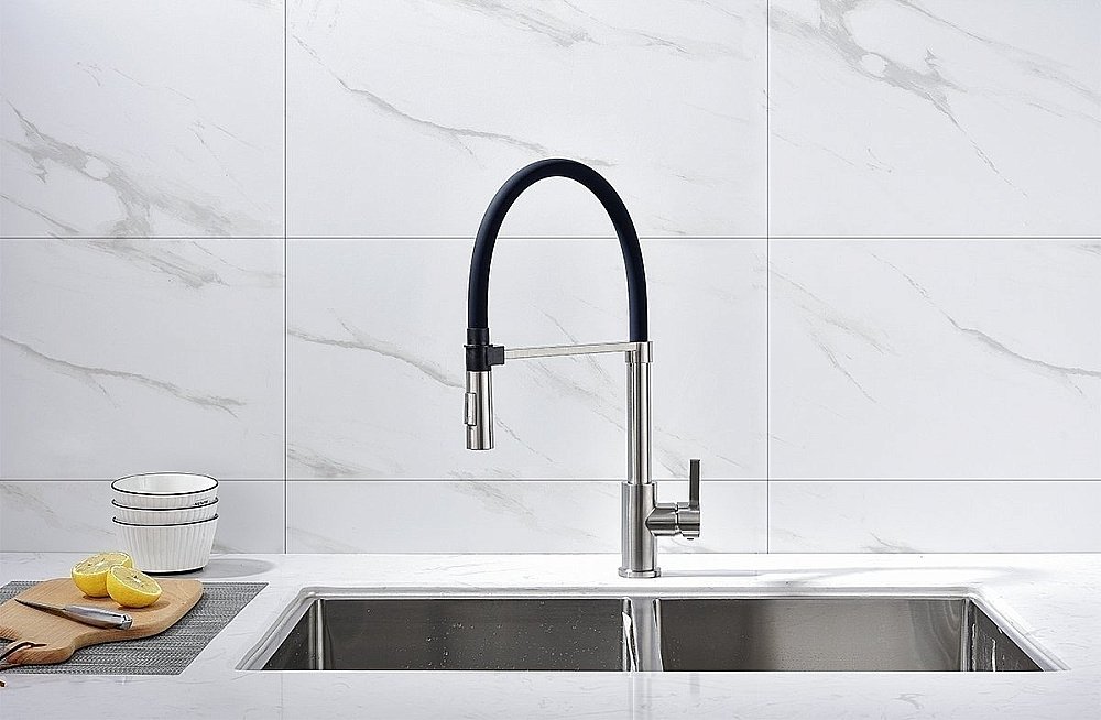 Смеситель для кухни Paulmark Halt Ha214021-BS брашированная сталь купить в интернет-магазине сантехники Sanbest