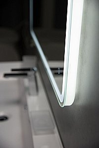Зеркало BelBagno SPC-MAR-600-800-LED-BTN в ванную от интернет-магазине сантехники Sanbest