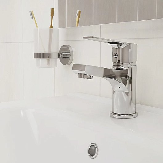 Смеситель для раковины Milardo Helic HELSB00M01 хром купить в интернет-магазине сантехники Sanbest